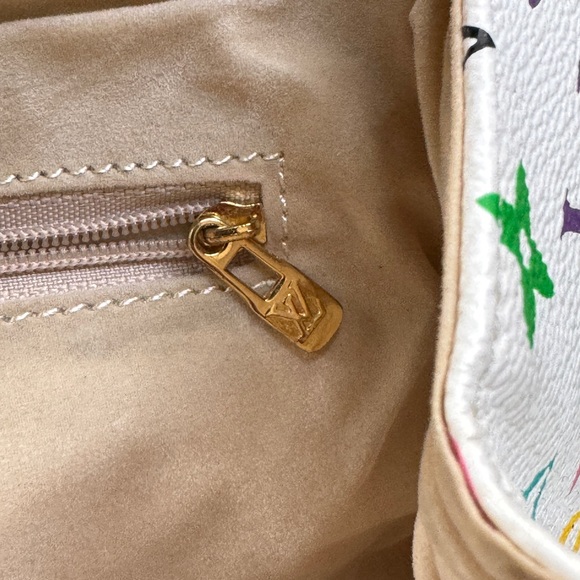White Mulitcolored LV Handbag - Picture 7 of 8